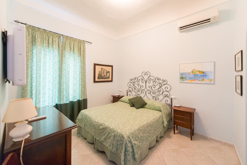 Casa La Serissa Trapani Quarto foto